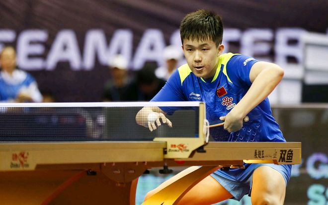 但更加动人 但更加动人