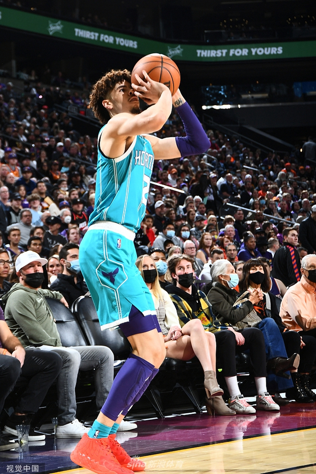 阿斯：巴萨引援可能性微乎其微，俱乐部也没有表现出紧迫感