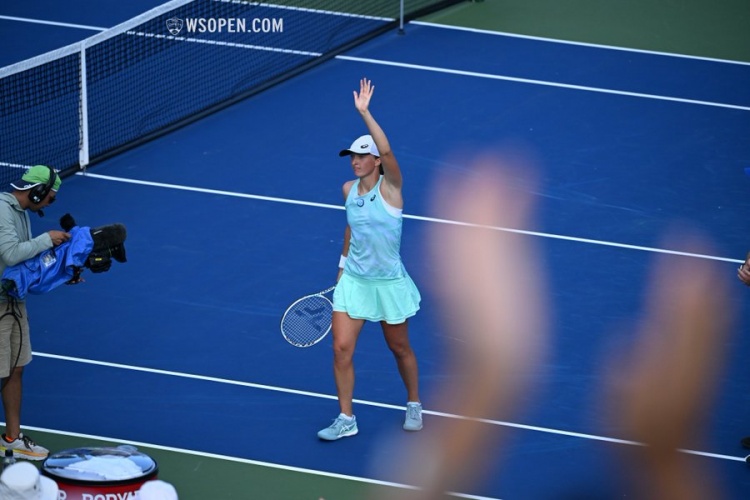 绝代双骄！回顾梅罗在欧冠赛场的那些精彩进球 这又是谁逝去的青春.